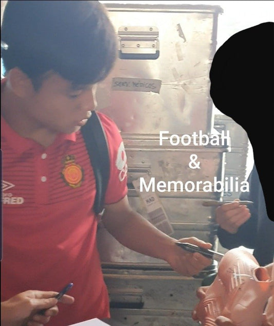 Takefusa Kubo Signierter Adidas Fußballschuh – RCD Mallorca 2019/20 | Handsigniert mit Fotoproof