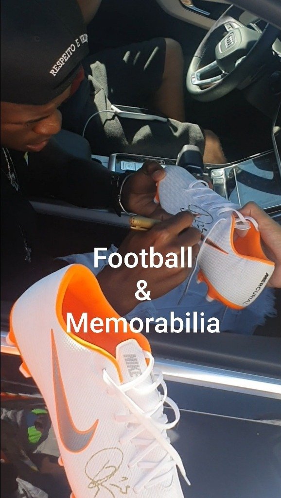 Vinícius Jr. Signierter Nike Mercurial Fußballschuh Weiß – Real Madrid 2019/20 | Handsigniert mit Fotoproof
