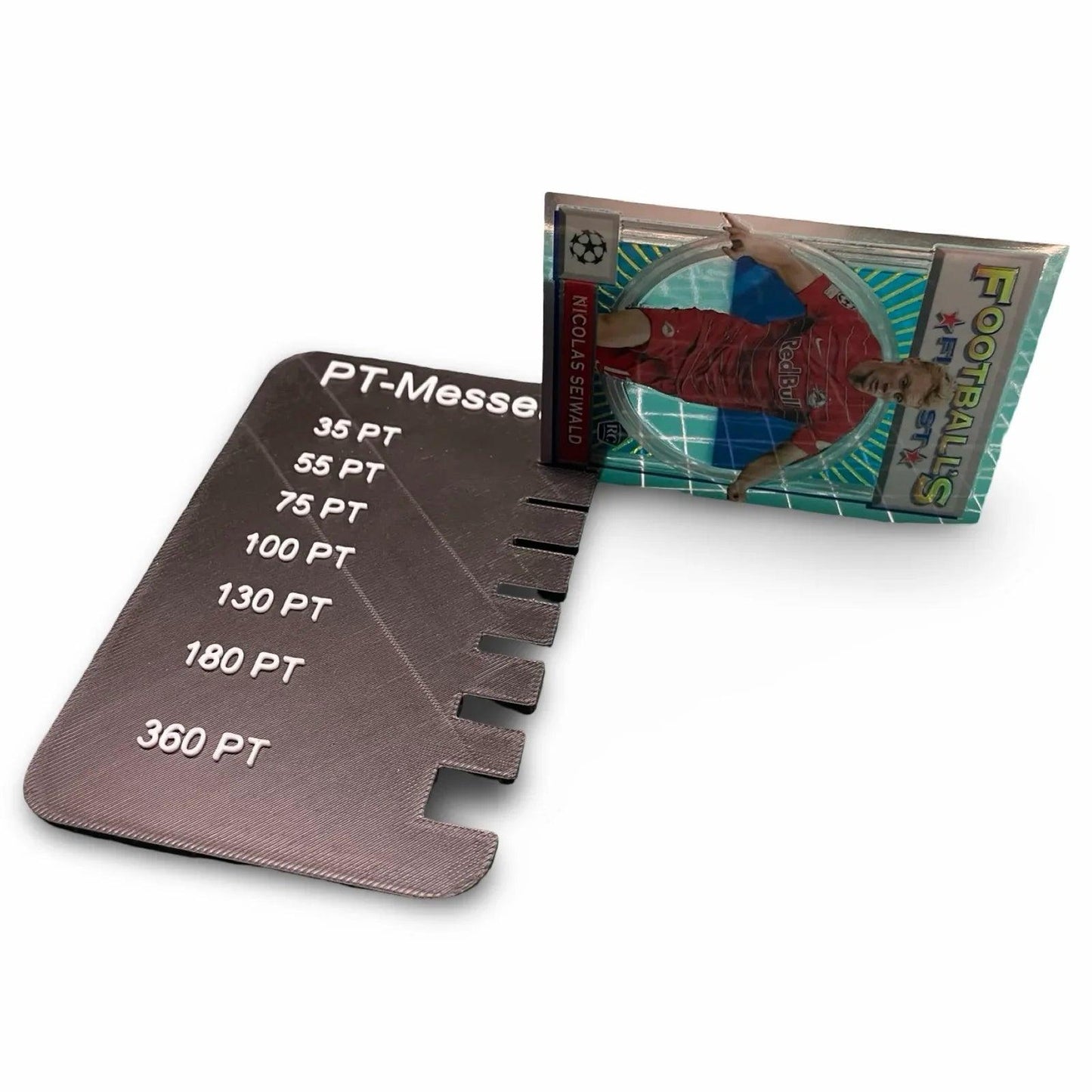 PT-Messer für Sammelkarten & TCG – Ermittle präzise die Kartenstärke in Point (PT) und finde den passenden Sleeve, Toploader oder Magnetic Holder. - Cardframes.de