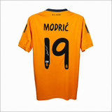 Luca Modrić Signiertes Trikot Real Madrid 2013/14 – Original Adidas Orange Auswärtstrikot mit Beckett COA - Cardframes.de