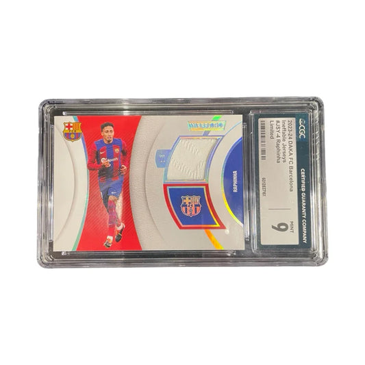Raphina Ineffable Jersey CGC 9 /50 - Cardframes.de